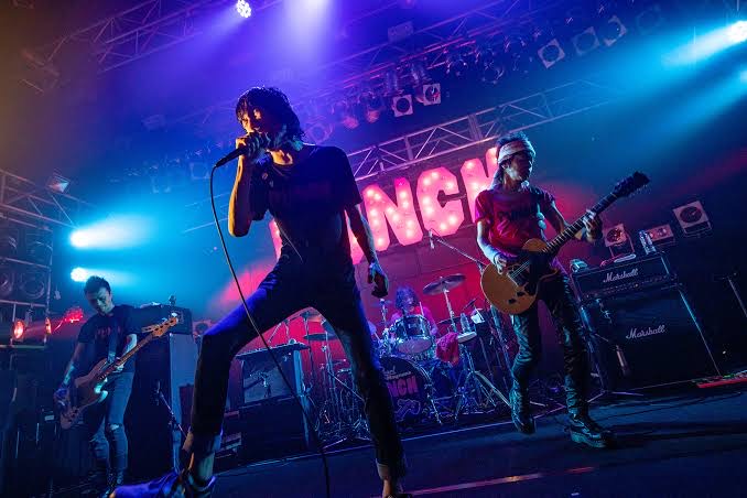 ザ・クロマニヨンズ／ツアー PUNCH 2019-2020】ライブ盤！熱狂的